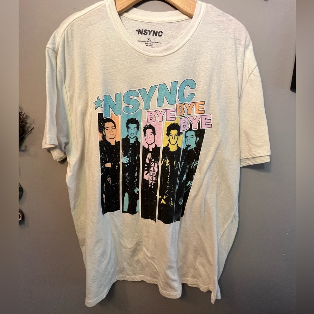 🌟 Old Navy | Licensed *NSYNC Tee